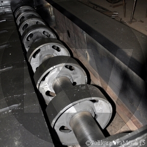 Вал передний в сборе Т 192.02.000