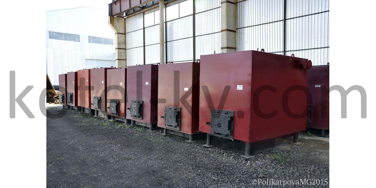 Водогрейный стальной отопительный котел КВр